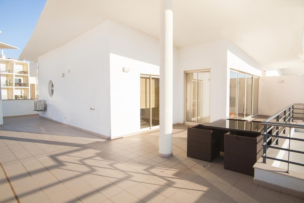 Sea View Penthouse In Albufeira 아파트 객실 사진